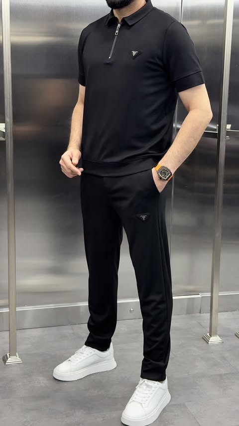 Ensemble Prada