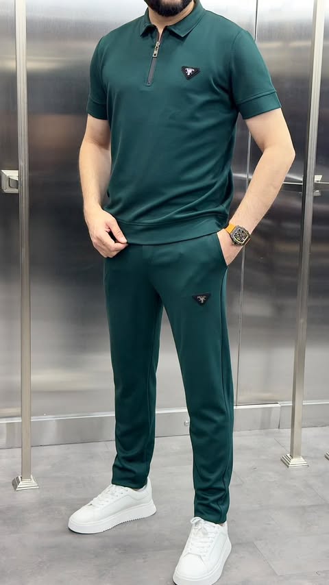 Ensemble Prada
